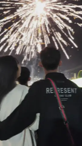 တန်ဆောင်တိုင်ဖွင့်ပွဲလေးကိုသူမနဲ့ဖြတ်သန်းခဲ့💗🫶@𝖧ɴɪɴ..❄️🎀 #တောင်ကြီးတန်ဆောင်တိုင်🥰🧨🎇#foryoupage❤️❤️ 