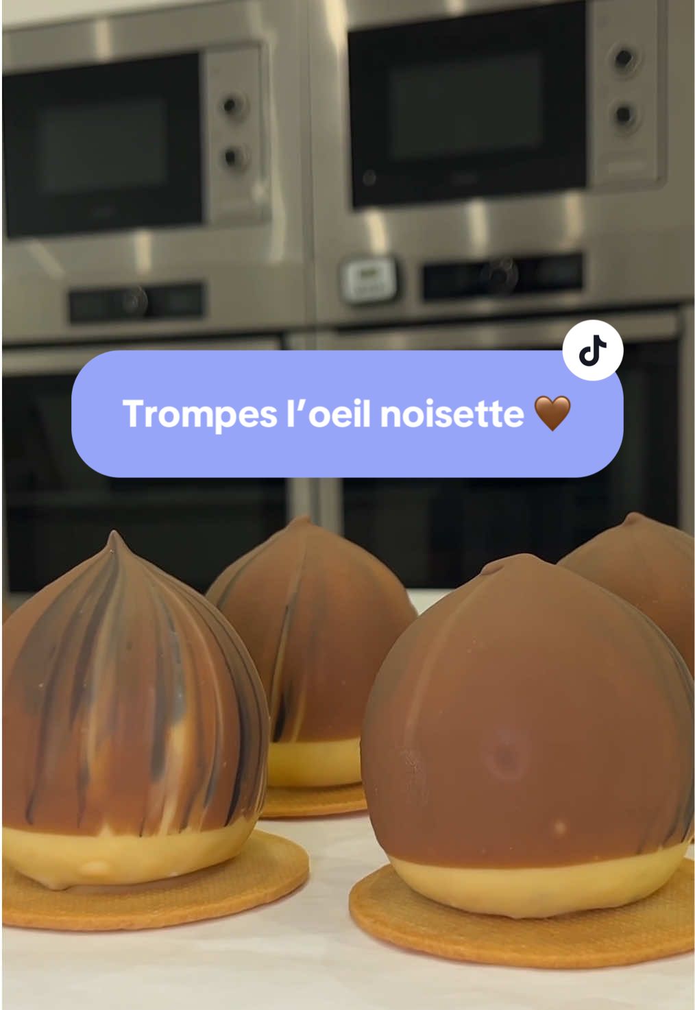 Et si vous rejoignez les bancs de Dream Pastry pour apprendre à réaliser ces petits chefs d’œuvre 🥰🍂?  #atelierpatisserie #formationpatisserie #trompeloeil 