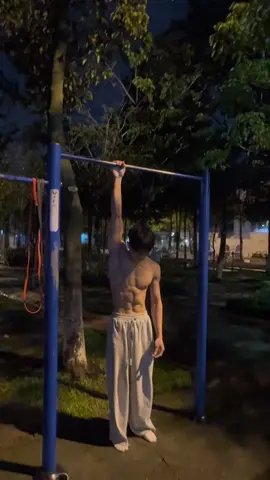 Up lại 🫶                                               #calisthenics #foryou #fyp @Đức Captain AEC🔱 