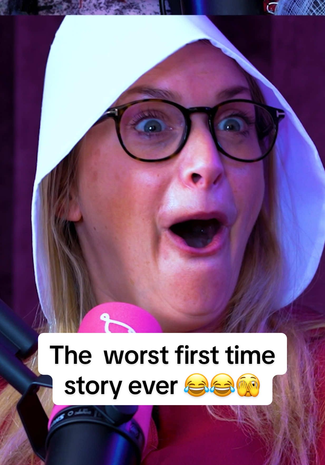 A listener shared her first time tale with us, and it’s a HORROR STORY 🫣🫣 Hear the full story on this weeks podcast, and at 24:18 on our latest YouTube video 🎙️ @Anna Williamson @Luisa Zissman  #firsttime #luanna #funnystory #confessions #juicyconfessions 