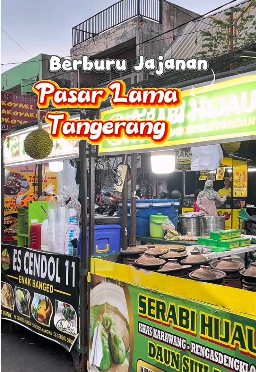 Pasar Lama Tangerang emang surga kuliner sejati 😋 dari jajanan jadul sampai street food kekinian semua ada di sini! Abis puas kulineran, aku nemuin penginapan yang nyaman banget, Sans Max Living Tangerang. Aku pesen lewat aplikasi RedDoorz biar dapet harga hemat + promo. 📲 Download aplikasi RedDoorz sekarang biar tiap kali kulineran, gak pusing nyari penginapan! #REDTRAVELERS #berkeSANS #pasarlamatangerang #kulinertangerang #staycationtangerang 