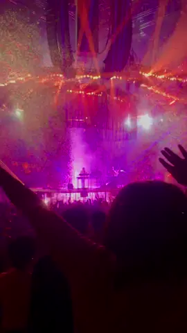 The bucket list song of bucket list songs #tameimpala #letithappen #deadbeattour #barclayscenter #nyc 