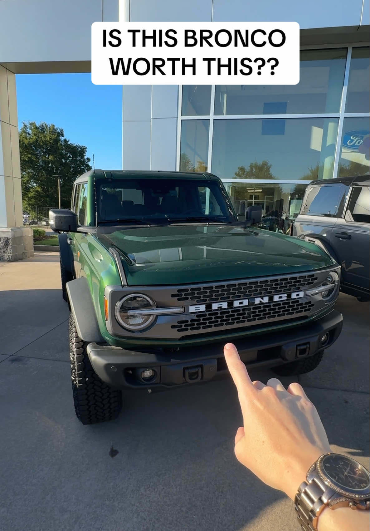 Do you think this 2025 Ford Bronco Badlands is worth this price? 🧐 • #ford #bronco #fordbronco #carmarket #finance 