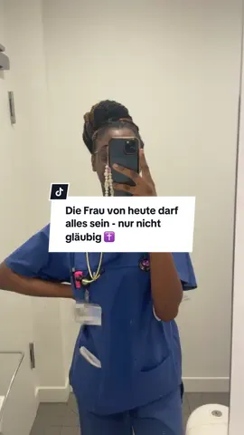 In den letzten Tagen wurde mir unzählige Videos vorgeschlagen, in denen vor allem Frauen sich über @millane al-masoud und ihren Glauben lustig machen. Ich wusste nicht worum es geht und habe deswegen noch einmal selbst recherchiert.  Sie hat im @realmodelpodcast darüber gesprochen, dass sie im Kontext ihres Glaubens an das Prinzip der Unterordnung in der Ehe glaubt. Ich fand ihre Wortwahl an der einen oder anderen Stelle auch etwas unglücklich und würde es auch nicht so raushauen wie sie es getan hat. Ich würde auch nicht das Wort „müssen“ wählen. Nichtsdestotrotz hat Millane ruhig und argumentativ erklärt warum sie das denkt und ganz klar gesagt, dass es nicht um Unterdrückung und Tyrannei geht. Dafür wird sie jetzt auf Social Media verurteilt, verächtet und gehated. Das Internet explodiert, weil eine Frau aus Überzeugung etwas lebt, das nicht dem „Mainstream“ entspricht, weil sie Werte vertritt die im Jahr 2025 zu konservativ und damit „gefährlich“ sind. Aber ist das nicht das Schöne daran, eine Frau im Jahr 2025 zu sein? Dass wir frei wählen dürfen, wie wir leben wollen? Ich z.B. sehe mich nicht in einer Ehe und das Hausfrau-Dasein steht für mich nicht an erster Stelle – und das ist okay. Und dass andere Frauen wie Millane sagen: Sie lebt Unterordnung in ihrer Ehe als Ausdruck ihres Glaubens – und auch das ist okay. Feminismus bedeutet doch nicht, dass wir Frauen alle das Gleiche leben und denken müssen, sondern dass wir frei sind, selbst zu entscheiden und selbst zu bestimmen. Ich glaube Selbstbestimmung bedeutet, selbst zu entscheiden, wie man leben will – egal ob laut oder leise, konservativ oder progressiv, mit oder ohne Glauben. Das würde ich mir für unsere Gesellschaft  . #millane #feminismus #unterordnung #gott #viral 