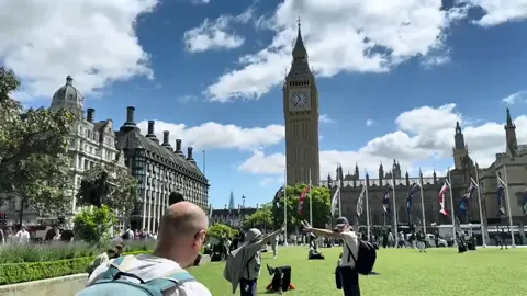 #ئەکتیڤ_سفڕە_یەک_تۆز_ئەکتیڤ_بن_دڵەکان😻💔#بەریتانیا🇬🇧😍💫#london🇬🇧uk#ئەکتیڤبن🥀🖤ـہہـ٨ــہ#کوردانی_بەریتانیا 