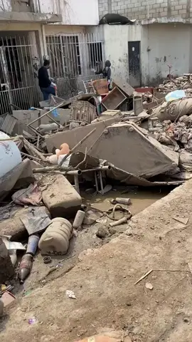 #cubanosmexico #huracanmelissa así quedaron las calles d santiago d cuba tras el paso del huracán melissa es triste 😥 y doloroso ver como ➡️ se unde en la miseria el pueblo d cuba ,fuerzas para mi pueblo ➡️ 👉 d esta se sale 