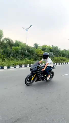 #Outfit cowok berwana #viralvideo #foryou #foryoupage #unfreezmyaccount @TikTok @TikTok Bangladesh @For You 