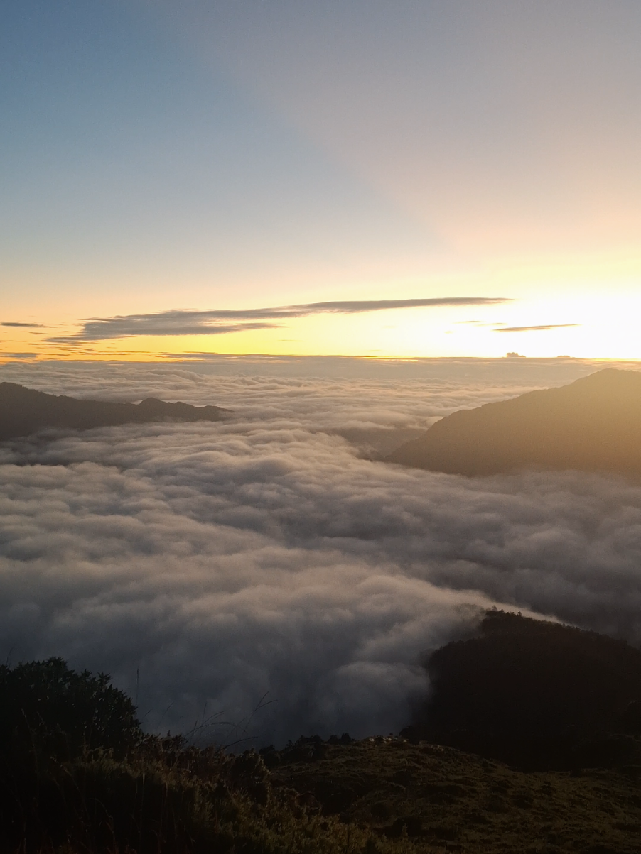 5:30...Bình minh ở trên núi#shimenshan  #hehuanshan #合歡山 #viral #binhminh 