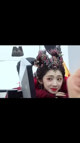 Góc sưu tầm từ bài viết fan guột của Nam 9. Hôm nay tôi thấy chán nên đã tìm hiểu về Vu (diễn viên thủ vai Tmt) trên mạng. Cuối cùng tôi cũng hiểu tại sao mọi người nói rằng phong thái của Vu đã cải thiện rất nhiều sau khi quay 