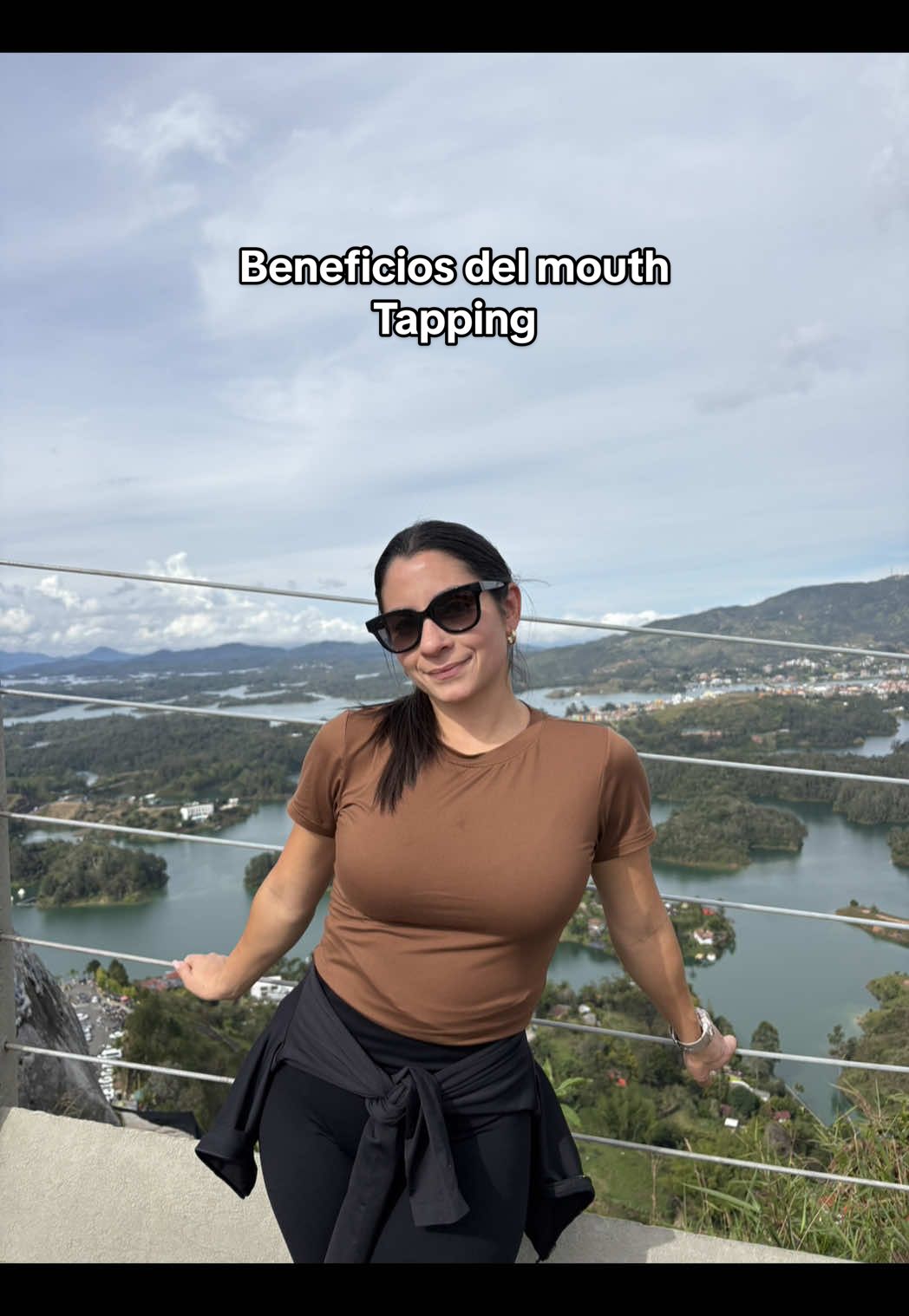 Favorece la respiración nasal Reduce el mal aliento  Mejora calidad del sueño Ayuda a disminuir ronquidos #tiktokshop #mouthtape #mouthtapesleeping #mouthtapebenefits #viral 