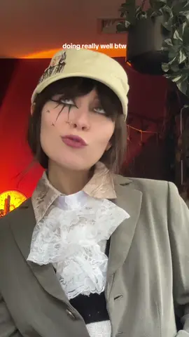 yeaaaaaaaah #halloweenlook #altgirls #emomusic #panicatthedisco 