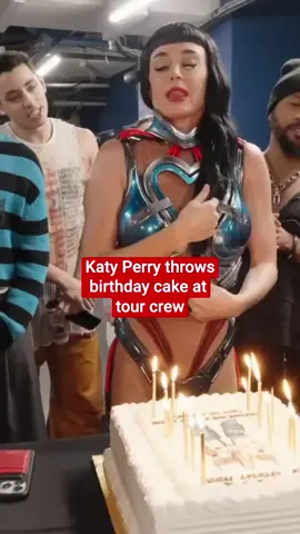 Katy Perry threw her own birthday cake on the floor during a celebration for the pop star’s 41st birthday. Click the link in bio for more 🔗