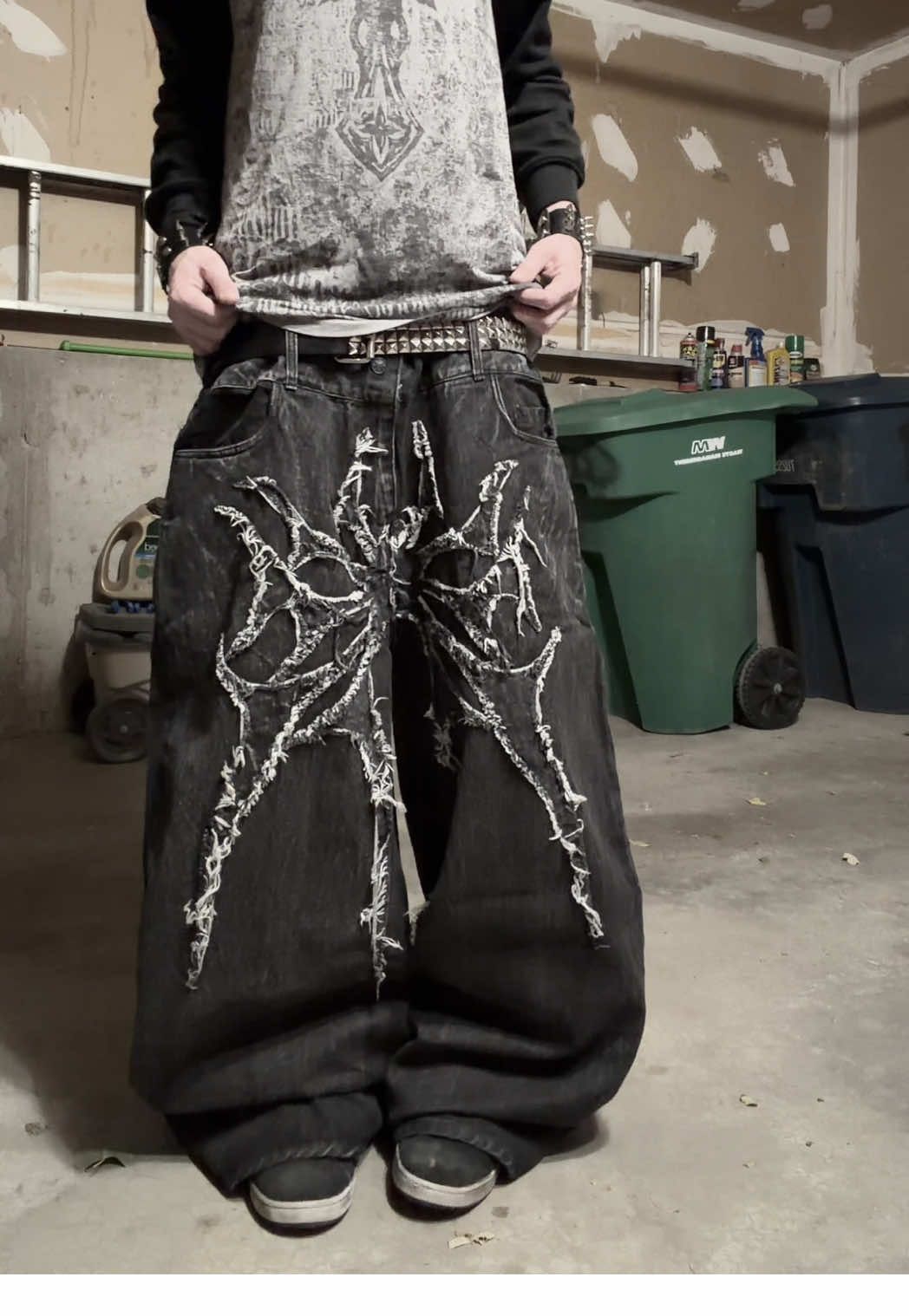 these jeans actually fit so good            (jeans sent to me by @PHOLOH use code owen15 for 15% off total at checkout) #lilpeep #early2000s #alternativefashion #baggyjeans #affliction 