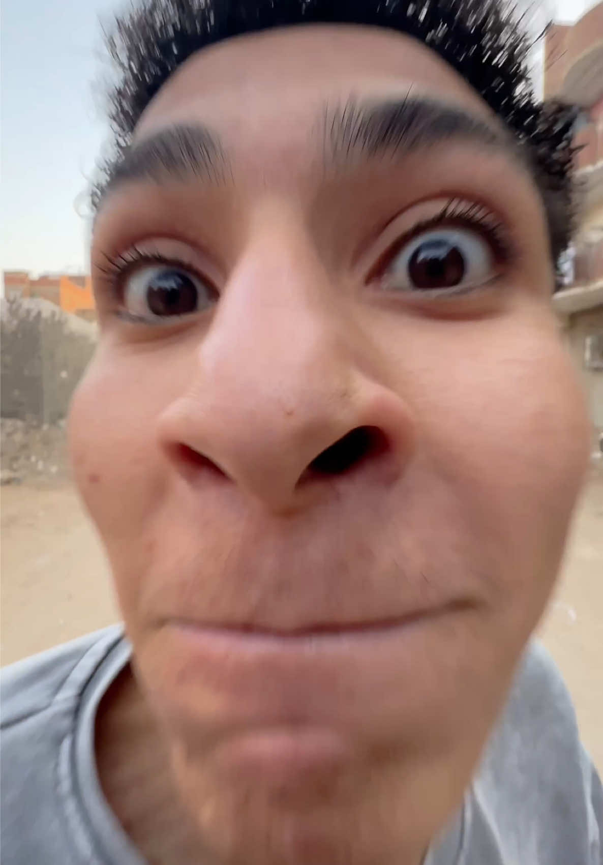 متبقاش زي المونه🍋🤥😂الكل يعصر فيك🤕🫩🤥😂خليك زي البصله🧅🤥😂وعمي الي حوليك🙈🐒🤥😂#الشعب_الصيني_ماله_حل😂😂 #علوه #ضحك #كوميدي #اضحك #مضحك #اكسبلور #كوميديا #جديد #علوة_ابو_منخير_حلوة #ترند #حلات_واتس #ترندات_تيك_توك #لمونه #بصله #رقص 