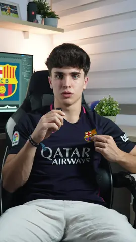 Rediseñando el escudo del FC Barcelona. Adaptación sutil que mentiene la esencia del original, con cual te quedas? 👇🏼🗳️ • • • • #design #photoshop #graphicdesign #football #fcbarcelona   