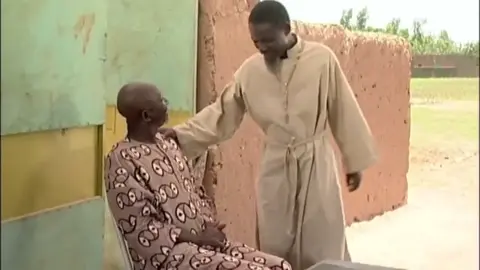 Ladji veut profiter de l’occasion pour se créé un buissiness #troisfemmesunvillage #viralvideos #visibilite 