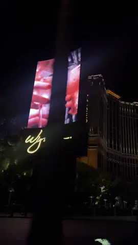 I miss Vegas 🎲💌🎱 • • • #vegas #welcometolasvegas #travelvlog 