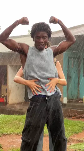 Do you think my phone survived?😂😭  @Isabell #trend #couple 