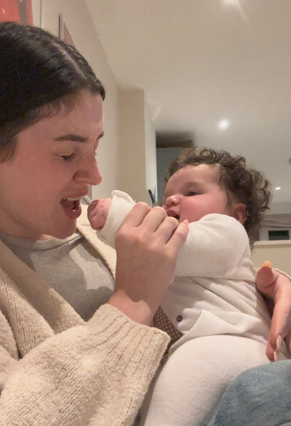 Me and Winnie harmonising nice  #funnybabyvideos #babywinnie #babies #mumuk 