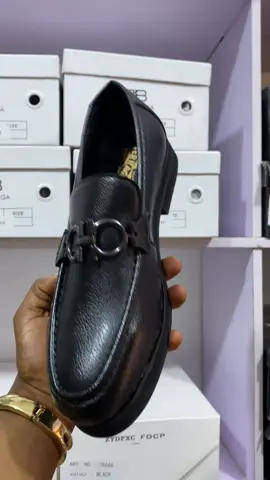 Size: 40-46 Price: 45k Chat: 0.7.0.3.2.2.2.1.9.4.3 #fashion #typ #snazzysneakerinabuja #footwears #shoes 