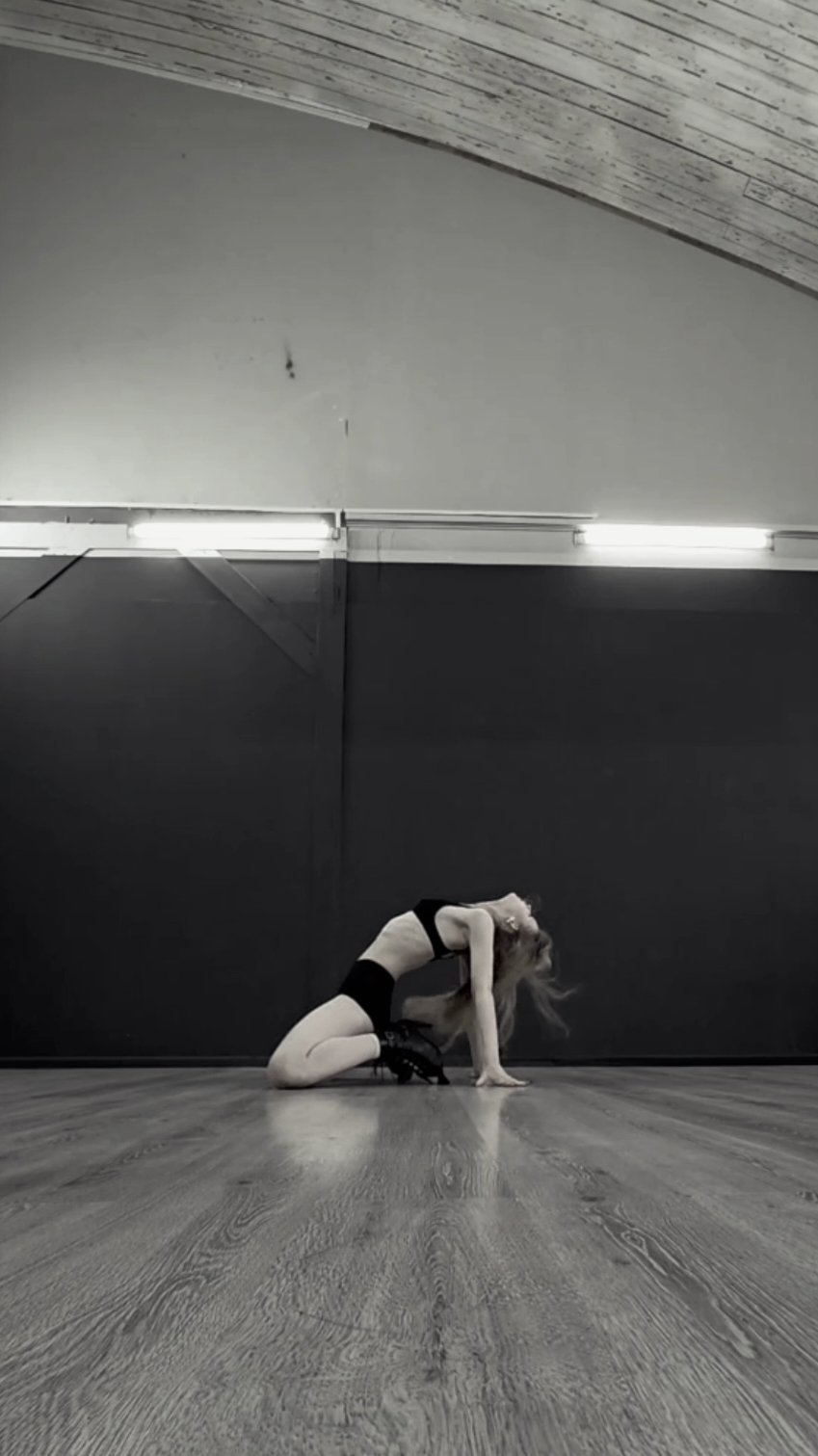 baby, I'm a rockstar @LISA #lisa #rockstar #kpop #fyp #victoriassecret 