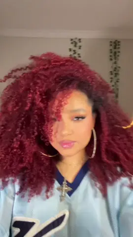 Cabelo seco e outros 500 😮‍💨 #fyp #vaiprofycaramba #cachos #fy #redhair  