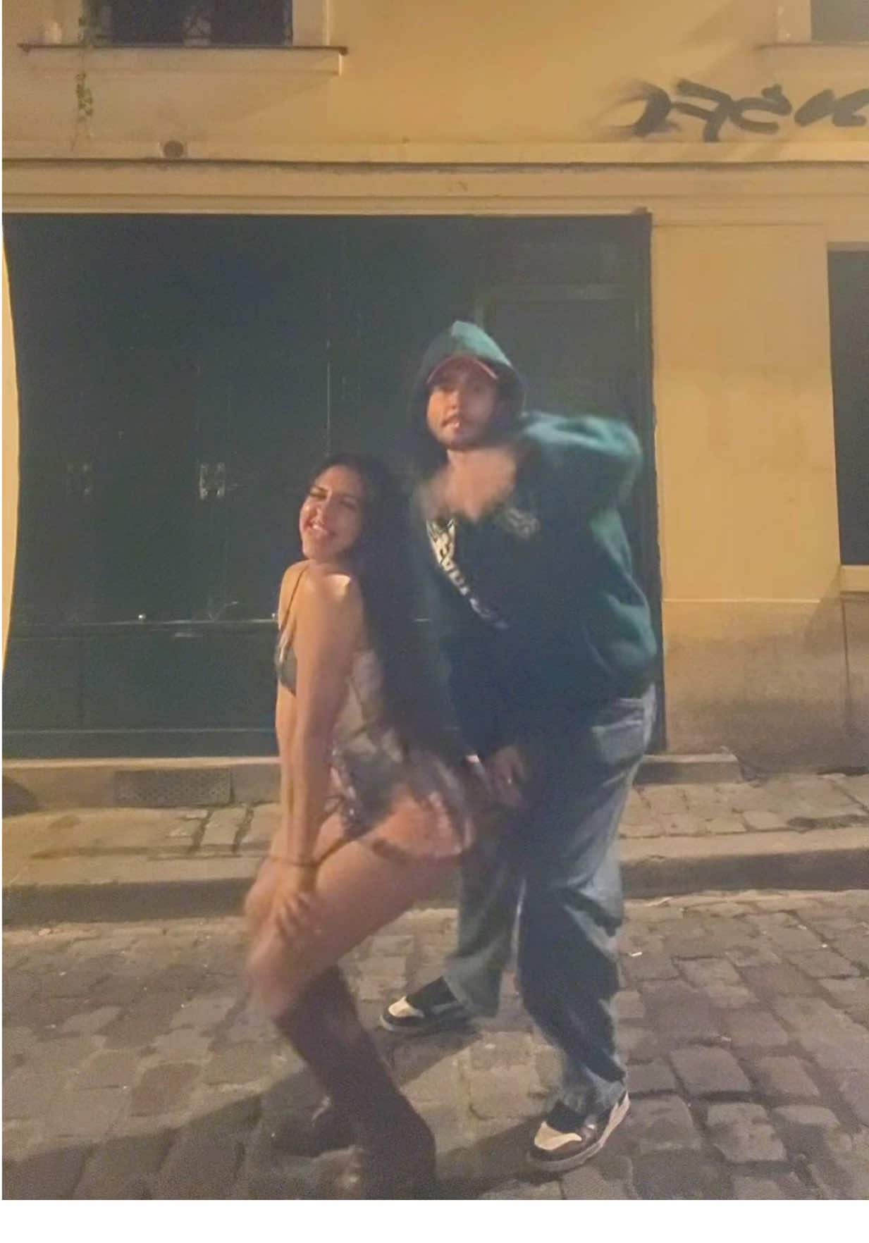 😂#fyp #viral #paris #france🇫🇷 #friendship 