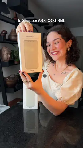 A melhor bateria portátil para se ter na vida! Qualidade de milhões e carrega o celular em segundos, rapidamente 🤍🤌🏻😮‍💨🤯 #acheinashopee #bateriaportatil #bateria #bateriaportátil #samsung  Id Shopee: ABX-QQJ-BNL