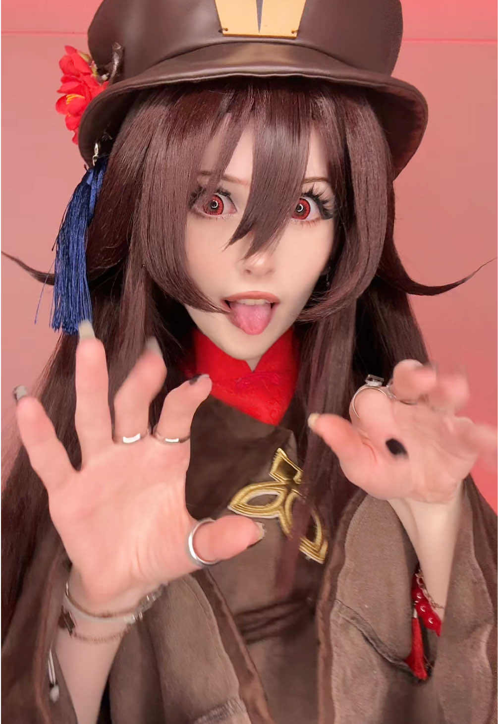 HALLOWEEN IS SOOO SOON EEK IM SO EXCITED!! 🎃 #hutao #hutaocosplay #GenshinImpact #genshinimpactcosplay #zenlesszonezero 