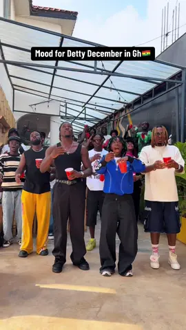 Ghana’s definitely the place to be at this December 🙂‍↔️🇬🇭❤️! New Dance Challenge, let’s goooo Dc: @Dwp Academy  #lisaquama #fyp 