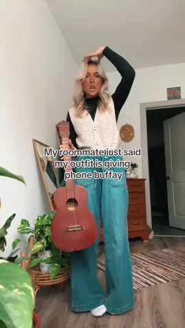 Mrs Banana Hammock 🍌 #phoebebuffay 