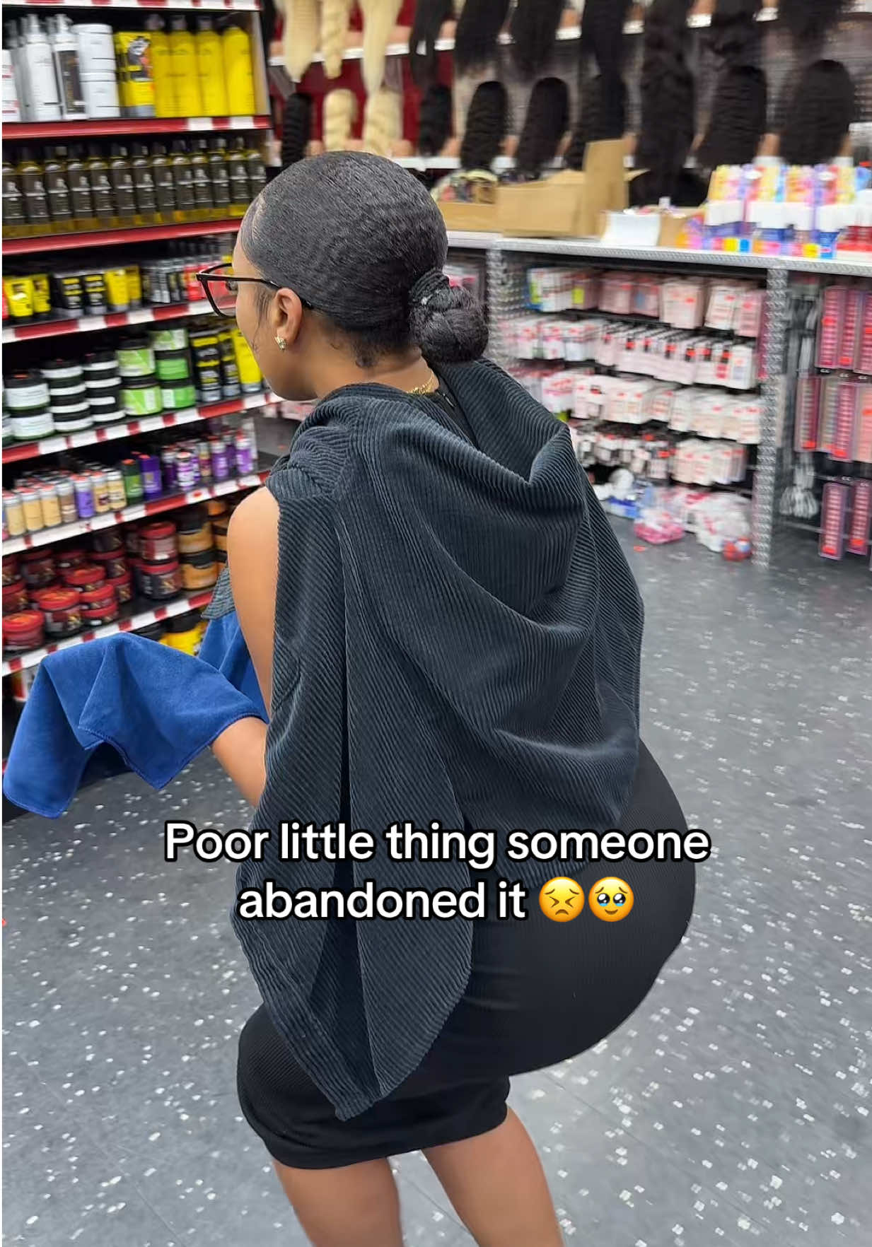 why would they leave it like that 🥹😣 #fypシ #explorepage #exoticrootshaircare #hairgalleriahtx 