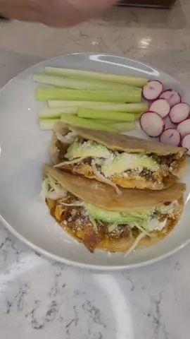 Quesadillas de chorizo💥🌶💯 #parati #comidafacilyrapida #recetas #chorizo 