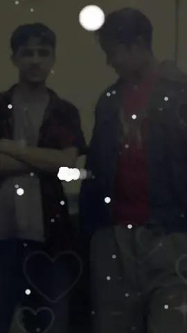 “साथीको साथ भनेको सितल छायाँ जस्तै हो, जसले तातो घाममा सुरक्षित महसुस गराउँछ।”@jivan_mahato.m  tharu 😄 🤣 #dear #capcut #trending 