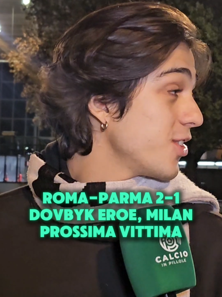 Dovbyk riporta la Roma in testa alla classifica e ora toccherà al Milan 🔥 I tifosi della Roma ci credono: i commenti a caldo raccolti nel postpartita di Roma-Parma dai nostri inviati @_lucapaglioni_ e @gabrielemascolo00 🎤 #tiktokcalcio #asroma #tifosi #serieaenilive #calcioinpillole 