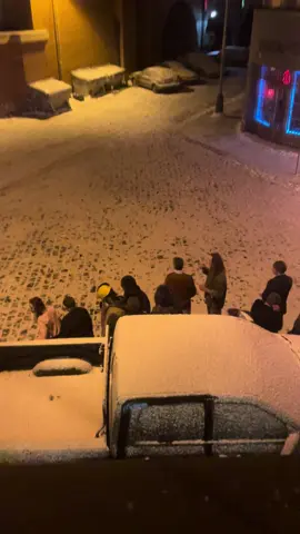 Resident Evil is literally filming on my block again… figured I’d soundtrack it with my own song 🎶💀 Prague is wild #R#ResidentEvilP#PragueF#FilmingInPragueJ#JustPragueThingsI#IRLResidentEvilB#BehindTheScenesI#IndieArtistOriginalSound@Resident Evil @Sony Pictures 