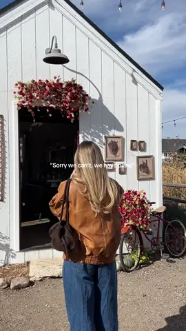 Sorry babe, we are busy  Girls day with @EMILY BLACKBURN #girlythings #fallaesthetic #fallactivities #fyp 