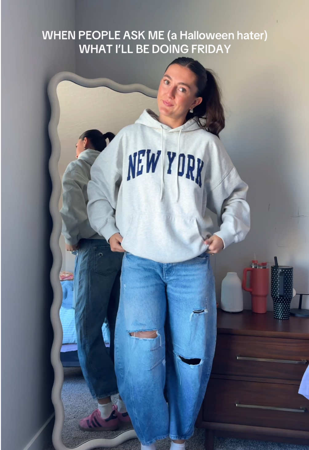 The only thing I’ll be doing is looking forward to Thanksgiving and Christmas 😙 #halloweenhater 