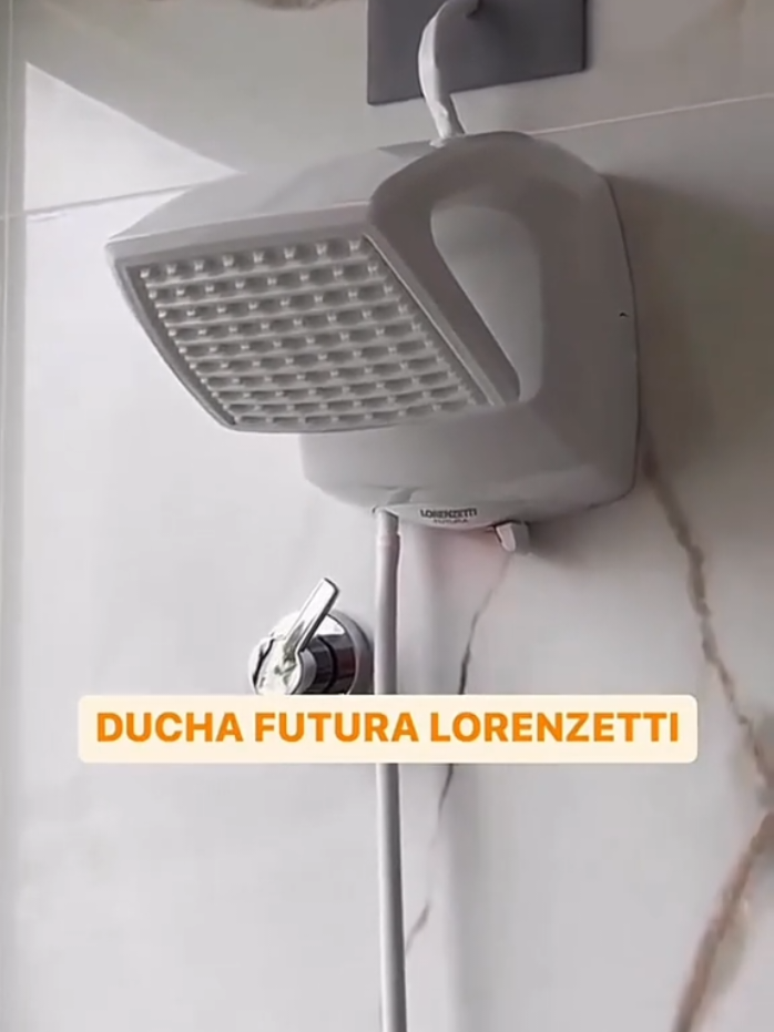 🚿✨ Banho quentinho em segundos! ✨🚿 Com o Chuveiro Elétrico Futura Lorenzetti, você escolhe a temperatura ideal e relaxa 😍 🔥 4 opções de temperatura pra todas as estações! 💰 Por apenas R$136,90 🛒 Confira aqui 👉 https://s.shopee.com.br/9KZodJULx5?share_channel_code=1