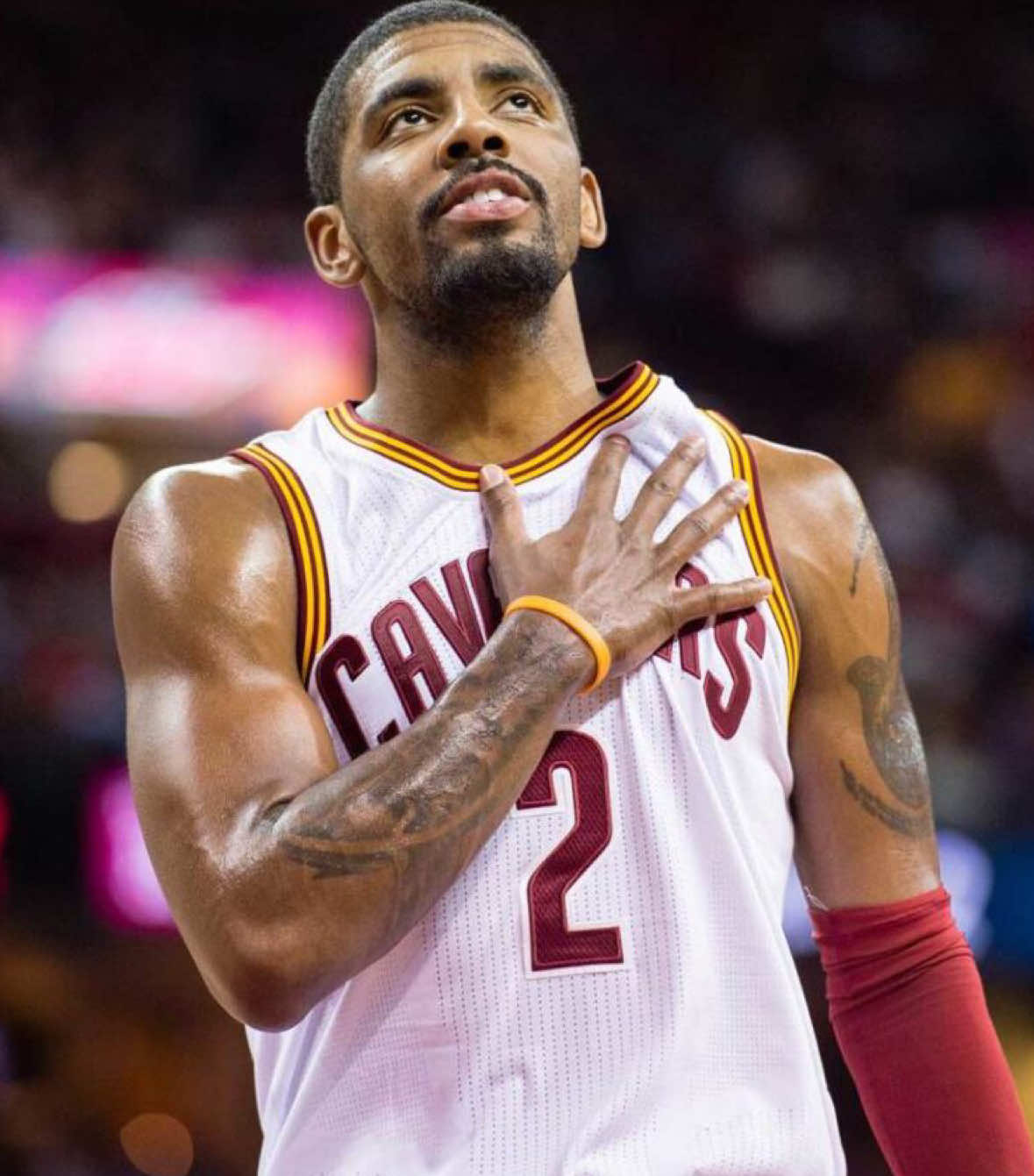 jaydens bus is here || ib: i forgot || #fyp #viral #sportstiktok #kyrieirving #tems 