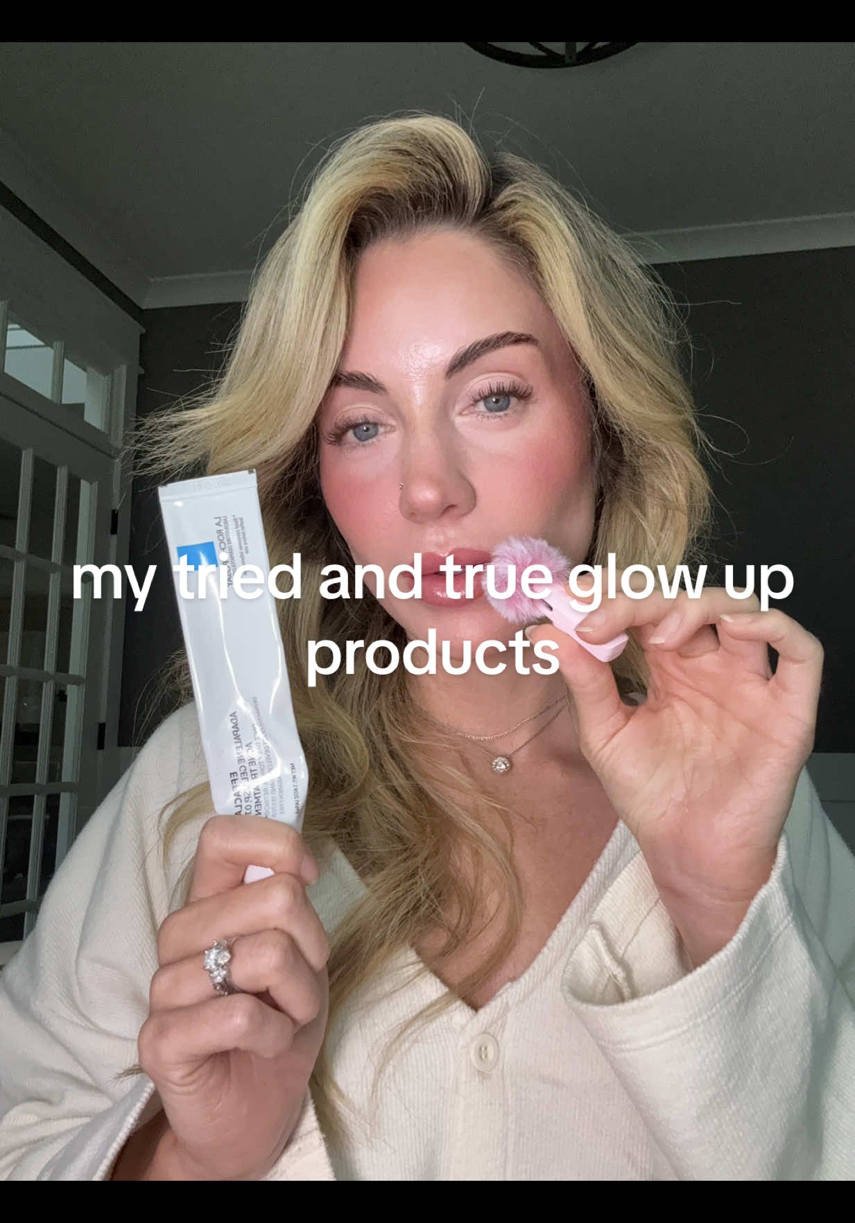 no reason not to live out your twilight fantasy babes, it’s time to get the glowiest skin of your life and here’s what i used to do it | @LaRochePosayUS Adapalene Gel 0.1% @Nurxapp Tretinoin Cream 0.1% @FrenchPharmacy A313 Cream @Caudalie Resveratrol Lift #skincare #retinol #GlowUp #glowingskin #skincareproducts 