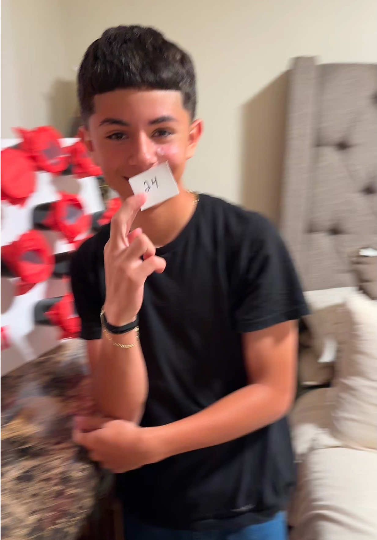 Day 8 of his 14th birthday gift COUNTDOWN! ♥️🎉 #drafts #latepost #birthdaycountdown #birthdayideas #iphonebattery @fxd.gio12 