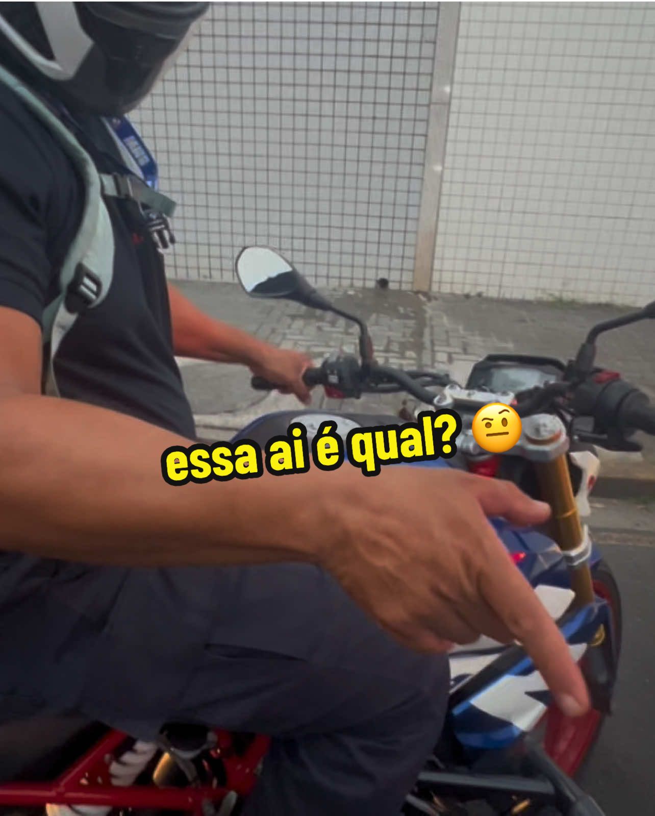 mais um dia normal em recife 🥹😂 . . . . . . #mt03 #yamaha #motos #fyyyyyyyyyy #foryoupage 