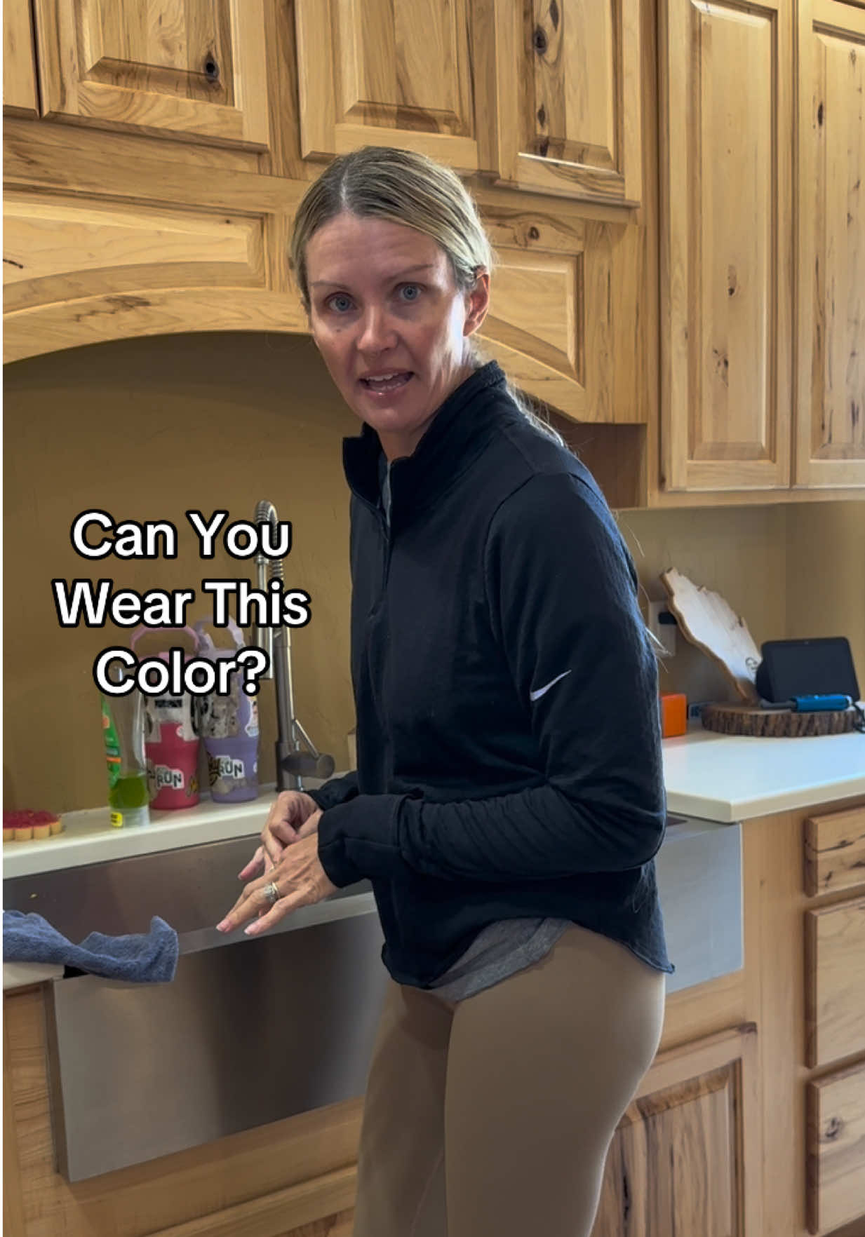 Yes or no??? #leggings #leggingsoftiktok #momlife #MomsofTikTok #momtok 