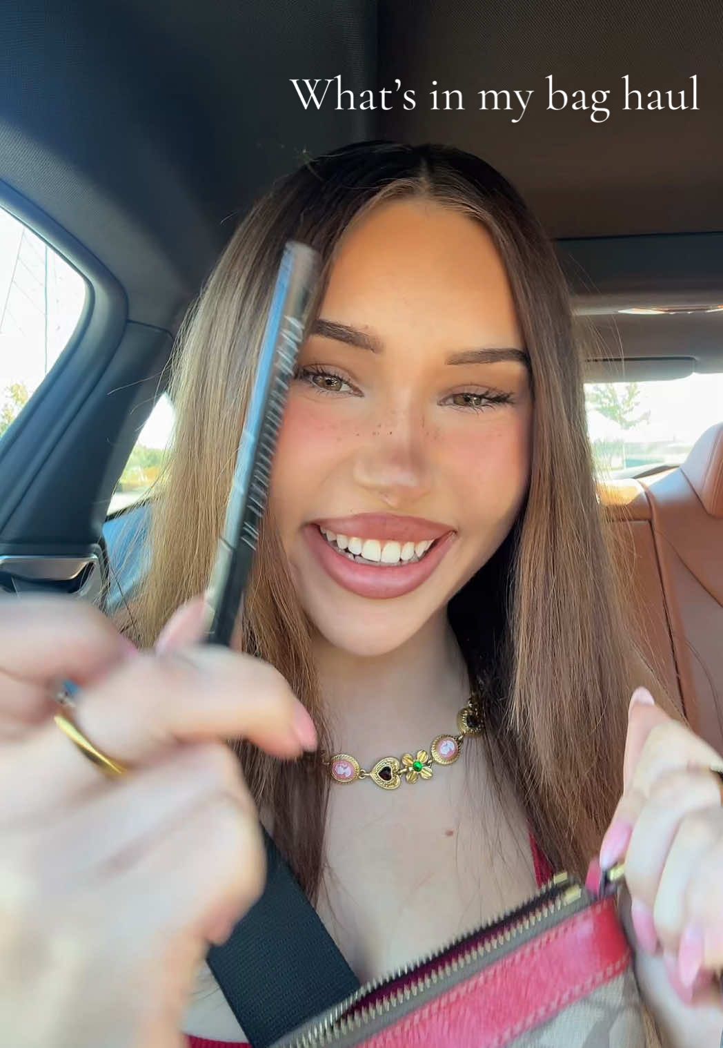 Tbh the wallet is usually left out bc I have my man’s wallet 💁🏼‍♀️ #whatsinmybag 