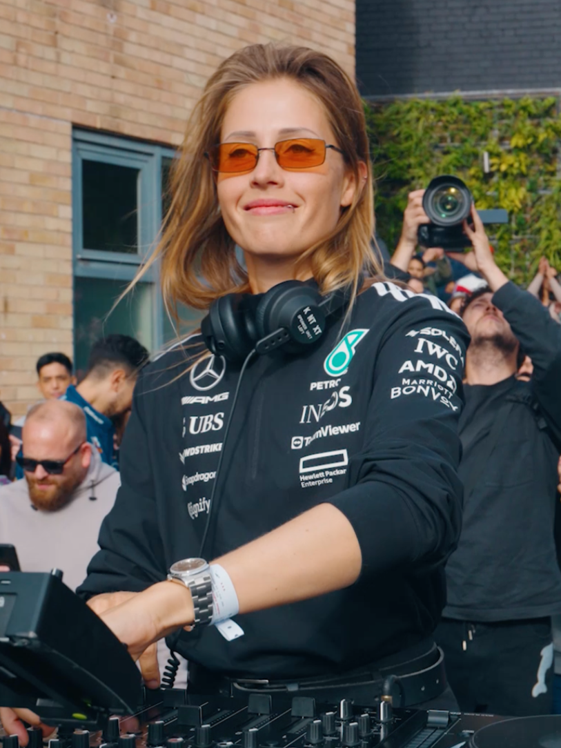 Played some classic in the streets of London.. #DustyKid