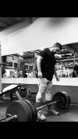 Push Limits. Multiply results.  #Gym #gymmotivation #405lbs 