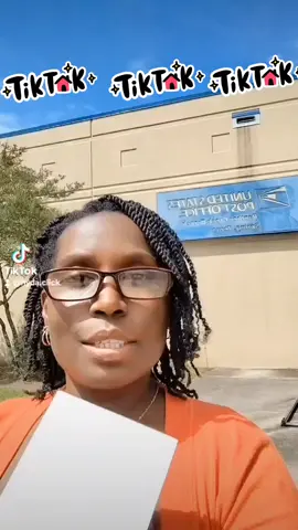 Hit my go live button #LIVEIncentiveProgram #KeepItRealKeepItLIVE #PaidPartnership 