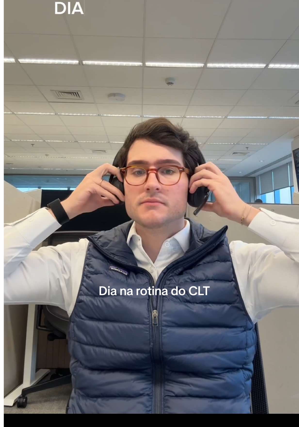 Dia na rotina do CLT, com dia chuvoso em São Paulo, já com minha skin Fred da Faria Lima 🤣🤣 #dayinthelife #fyp #rotina #trabalho #Vlog 