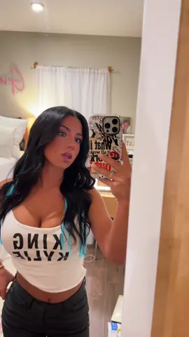 Channeling my King Kylie tn #kingkyliecostume #halloween #fyp 